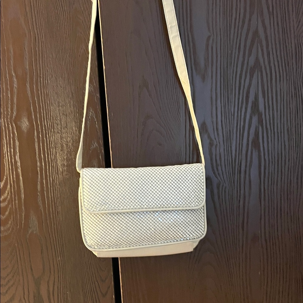 Whiting & Davis 1980’s vintage cream metal mesh crossbody purse.